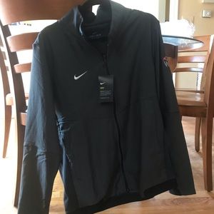 Nike light weight zip up. NWT